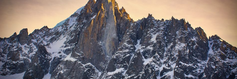 Drus-massif-mont-blanc-chamonix-montenvers